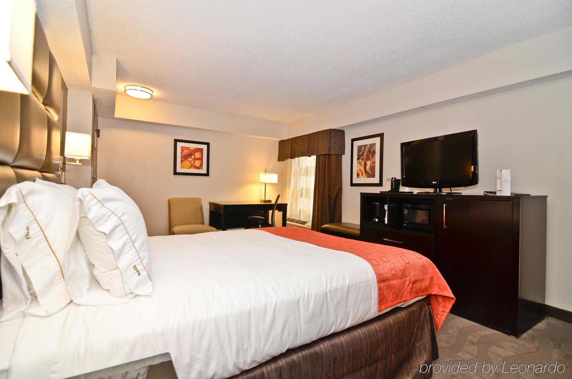 Hotel Express By Ihg Burlington