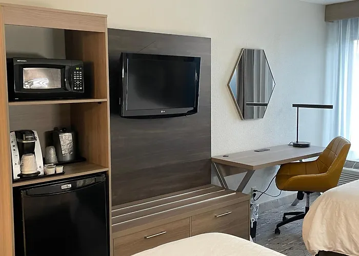 Holiday Inn Express Burlington By Ihg