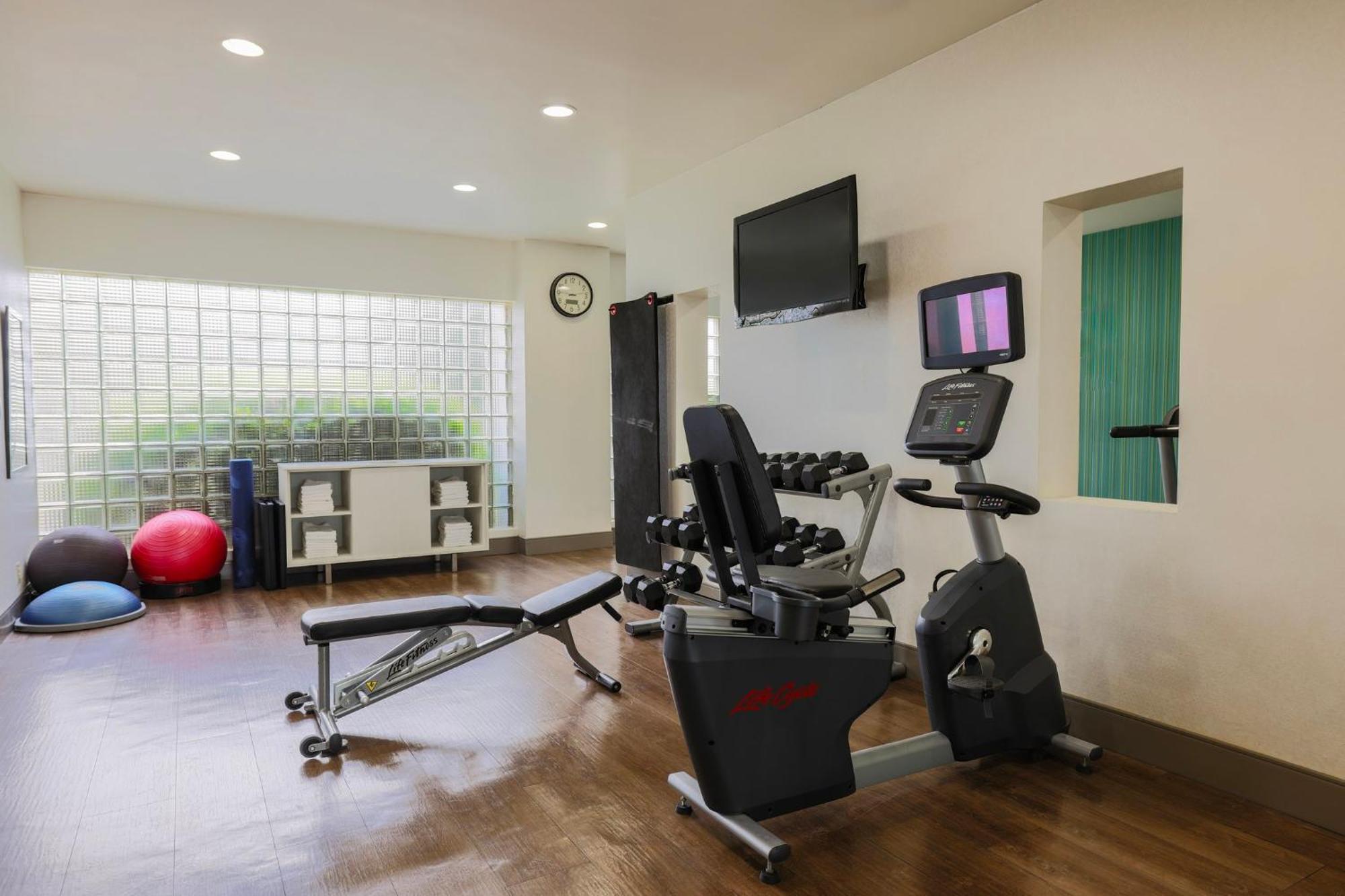 Express By Ihg 2* Burlington