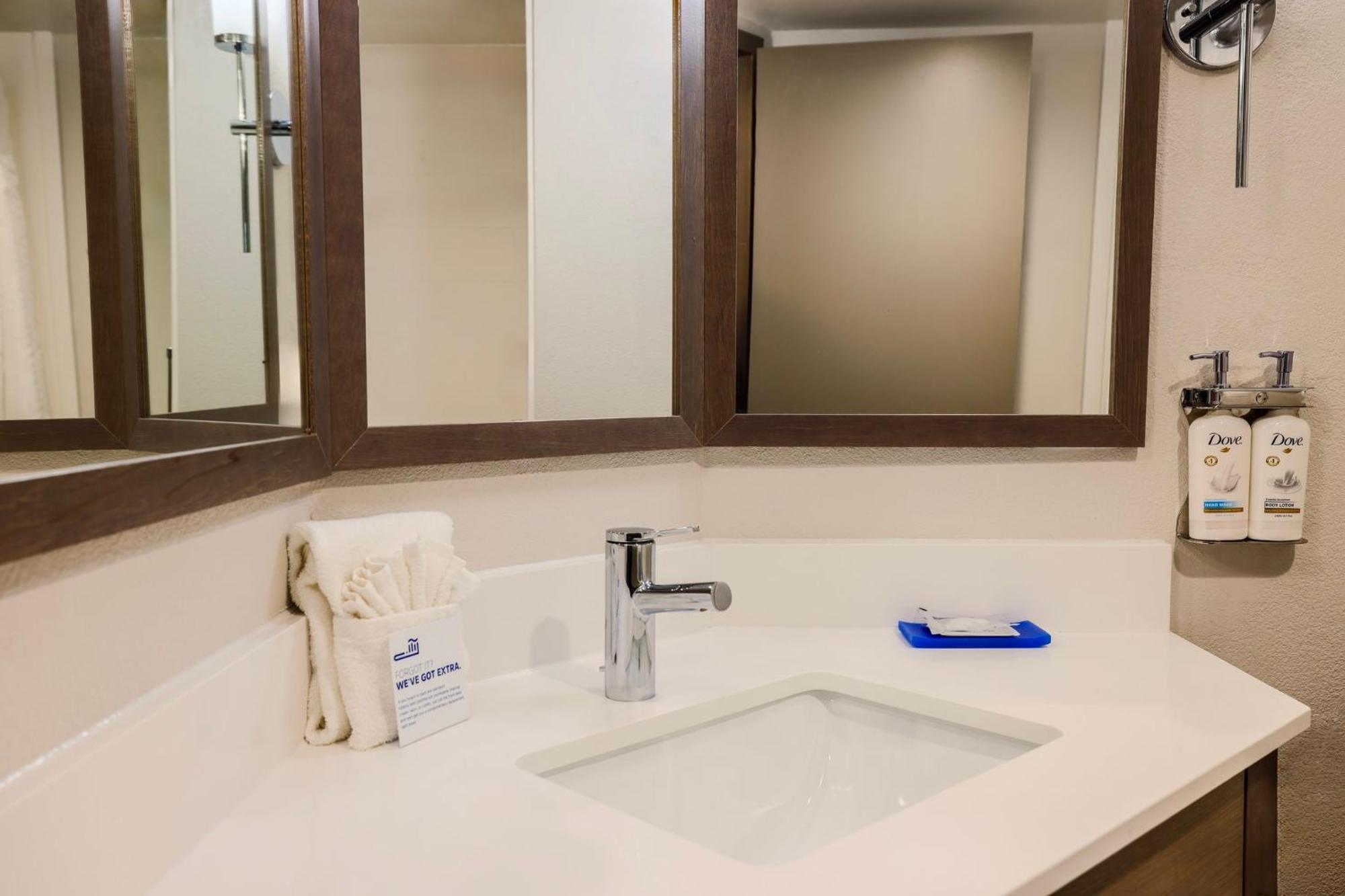 Express By Ihg Burlington