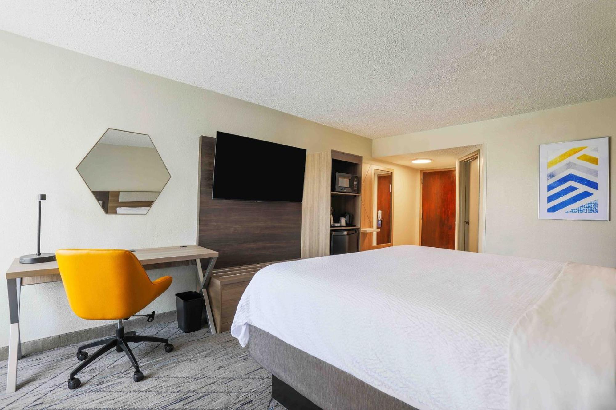 Express By Ihg Burlington
